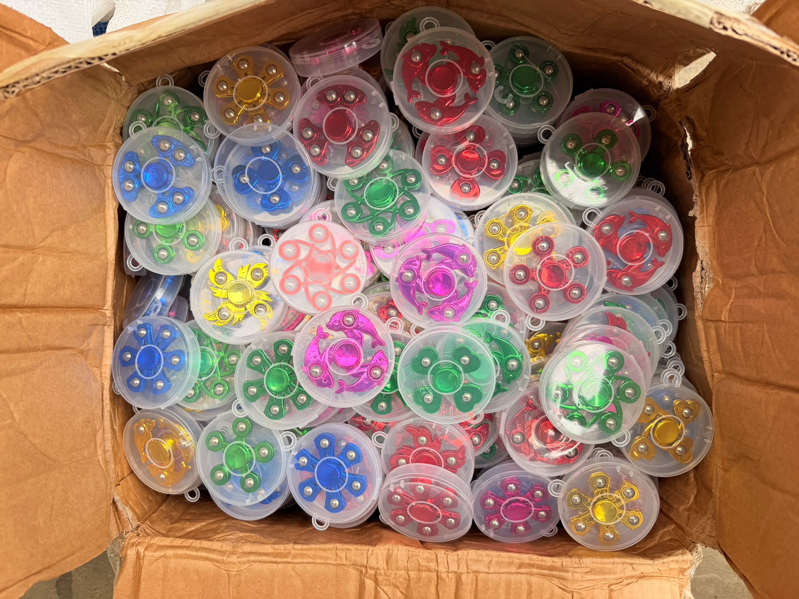 Metal Spinner in box packing