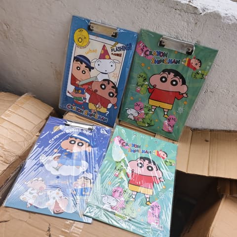 Shinchan Clip Board